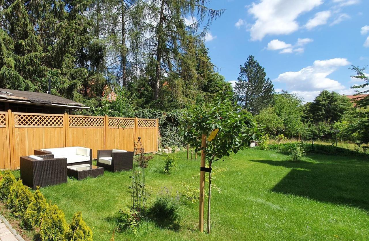 Pineapple Apartments Dresdner Heide Mit Garten Dresden Luaran gambar